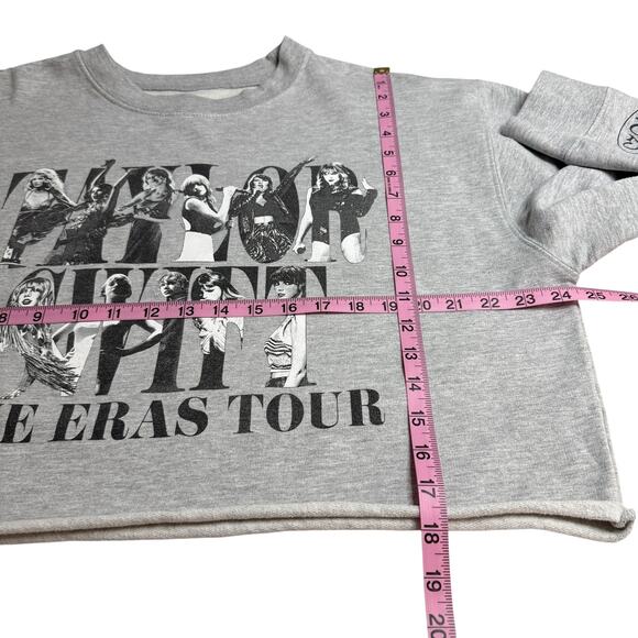 Women's Taylor Swift Gray Sweatshirt The Eras Tour 2023 Pullover Cropped Top XXL - Picture 7 of 7